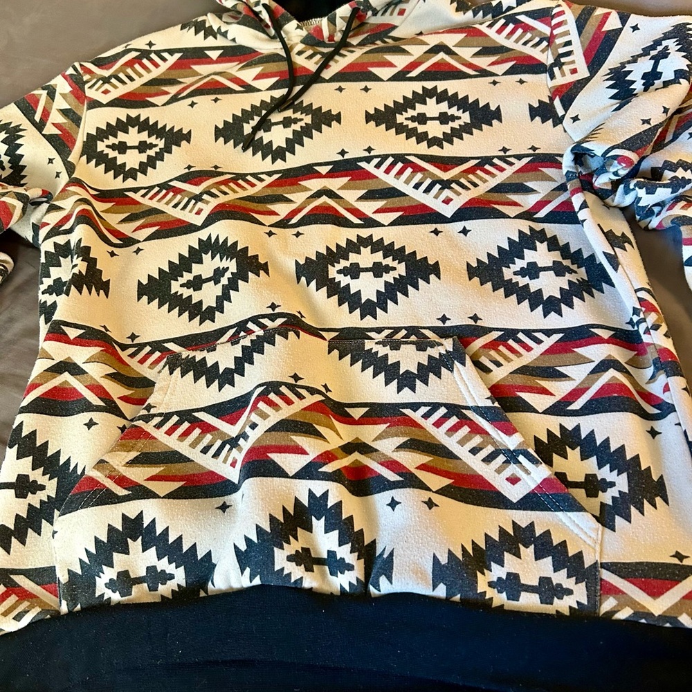 Men's Patterned Hoodie Sweater - Black, Red, Cream - Picture 3 of 9